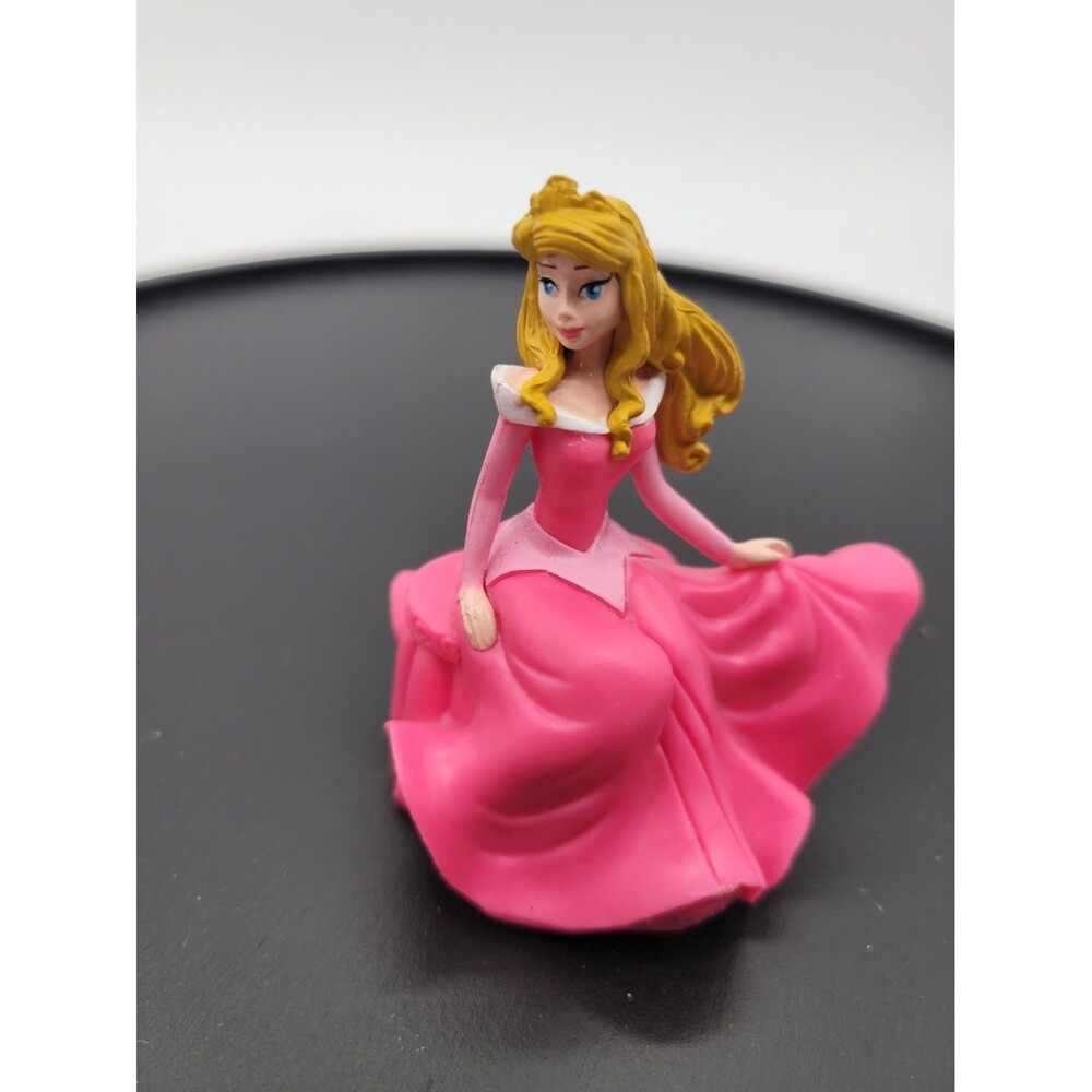 Disney Princess Sleeping Beauty Aurora Sitting PVC Figure 3" Cake Topper Decopac